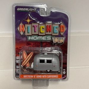 Greenlight Collectable 1961 Airstream 16’ Bambi with Surfboards